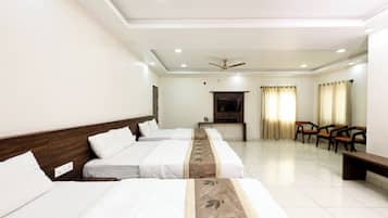 Comfort Triple Room, City View | Desk, laptop workspace, free WiFi