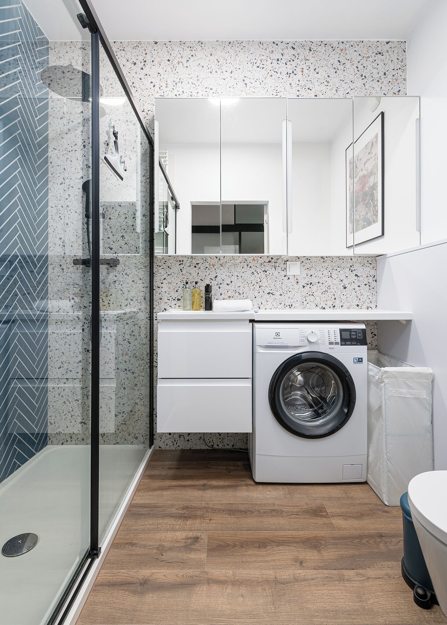 Apartment, Balcony | Bathroom