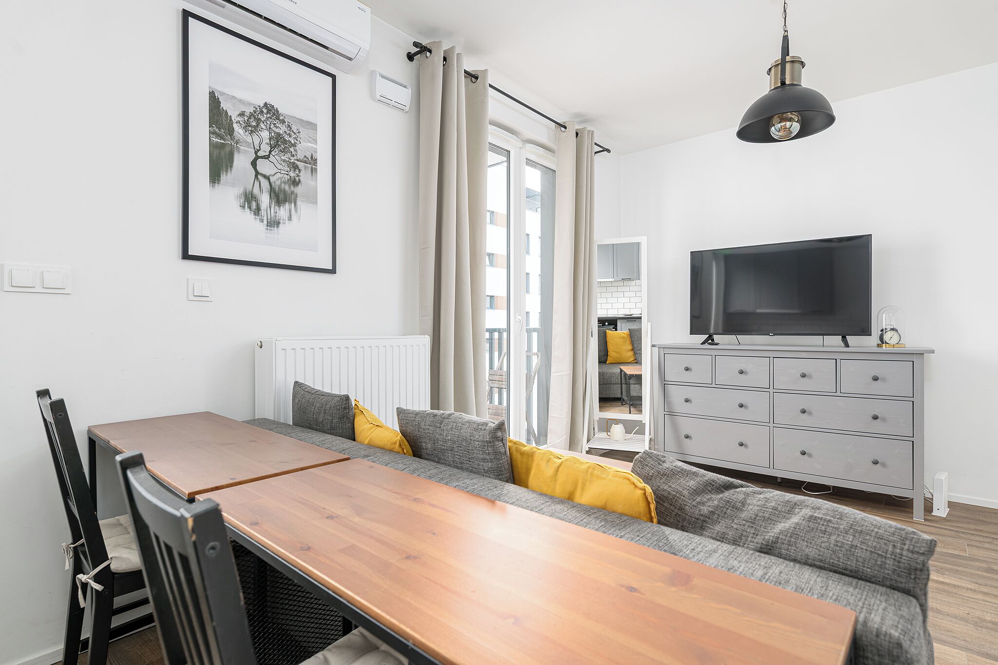 Apartment, Balcony