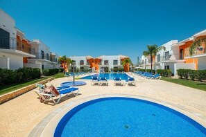 Pool - Jardins de Pera (Silves)