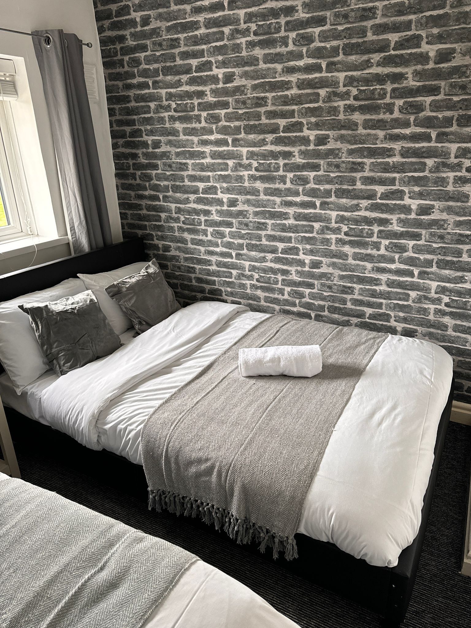 4 makuuhuonetta, Wi-Fi, vuodevaatteet