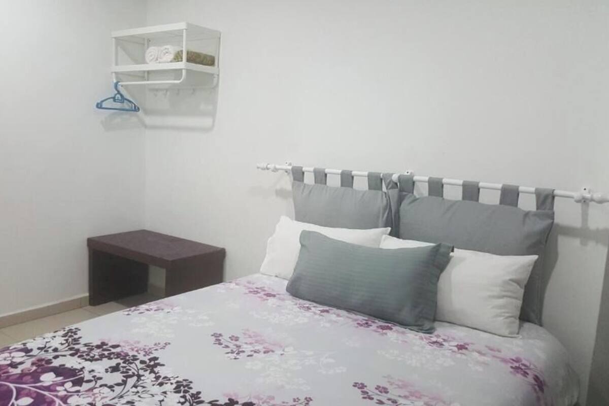 Habitación Deluxe con 1 cama doble o 2 individuales | Wifi gratis