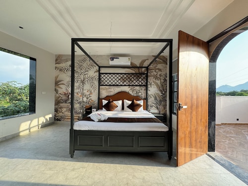 Nazaara Hills Retreat