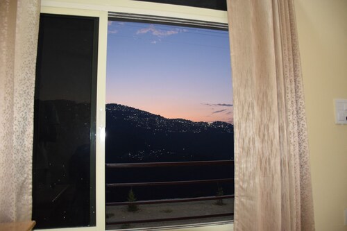 Tathastu Resort Tehri 