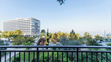Apartment, 3 Bedrooms, Balcony, City View | Balcony