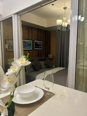 1 bedroom, iron/ironing board, WiFi, bed sheets