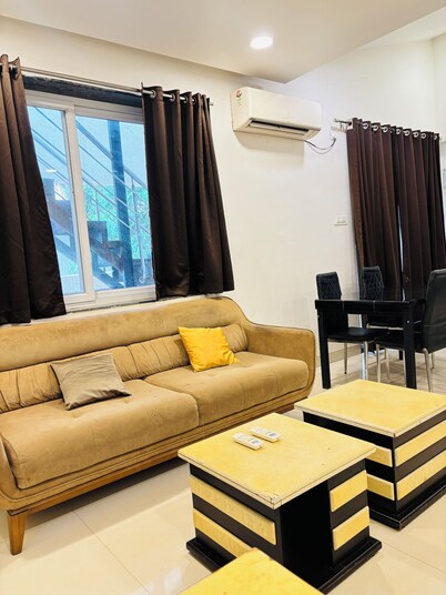 Vista Vagator Junction Dia Hotels