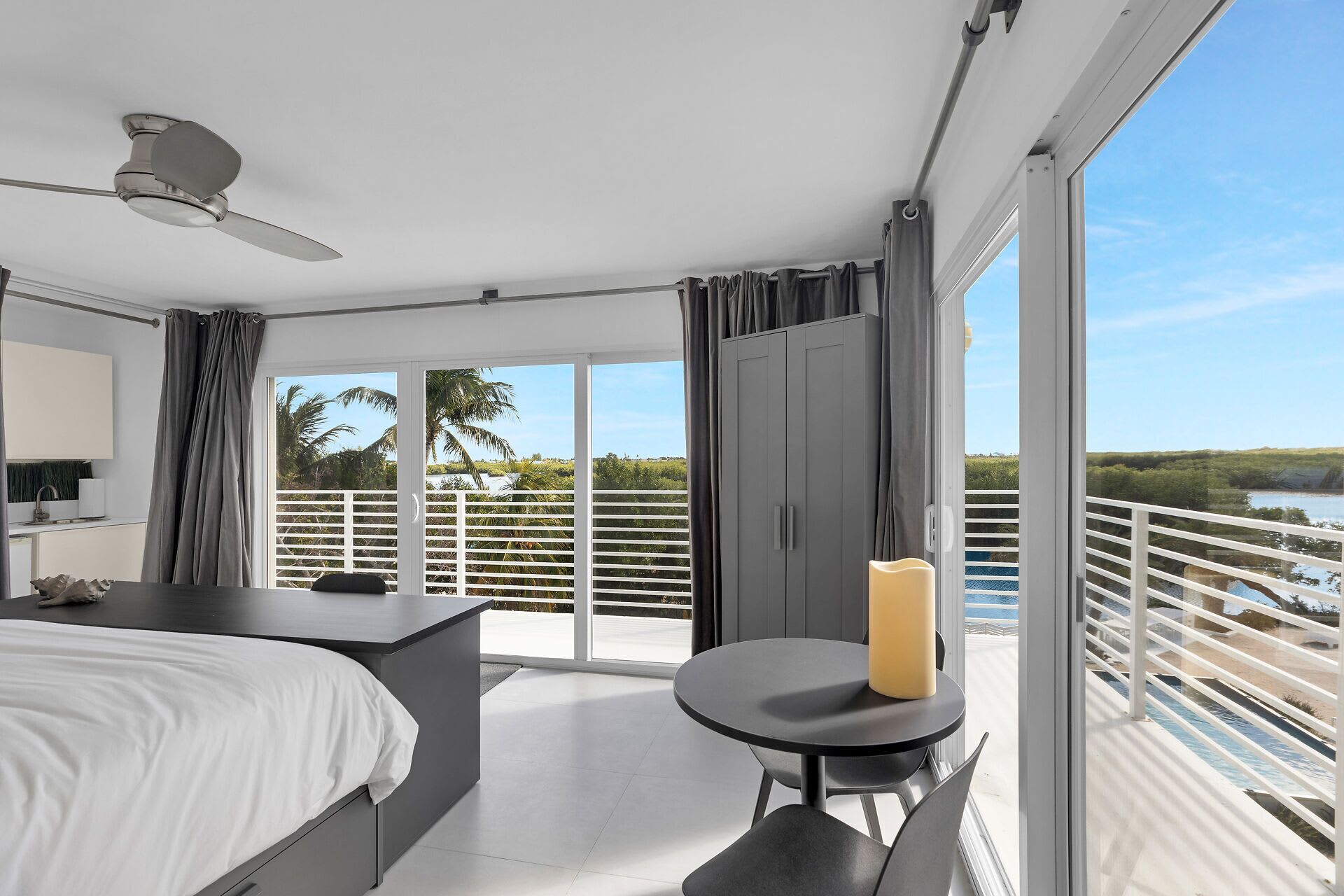 5 Schlafzimmer, Reisekinderbett, WLAN, Bettwäsche