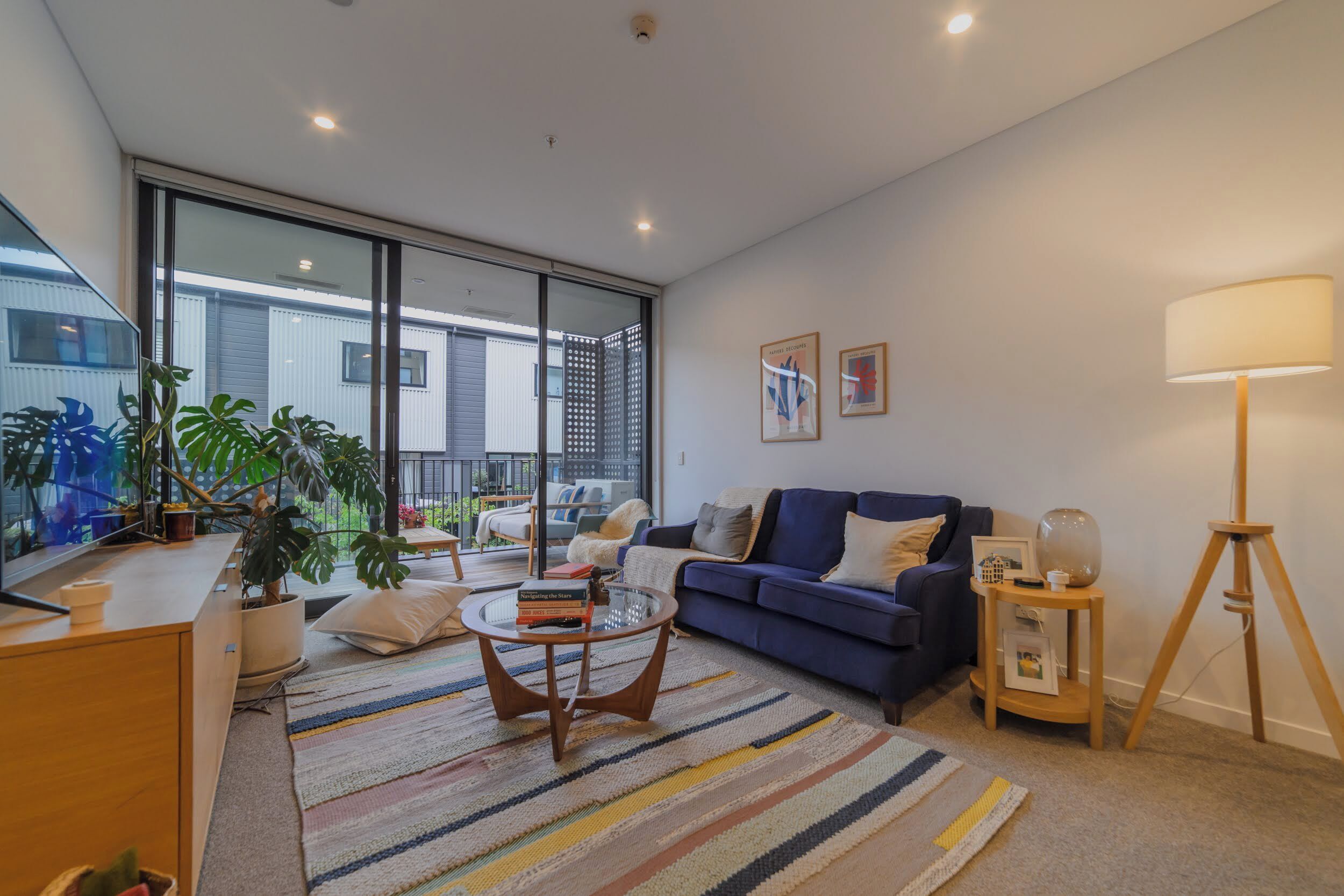 تلفزيون، مكتب