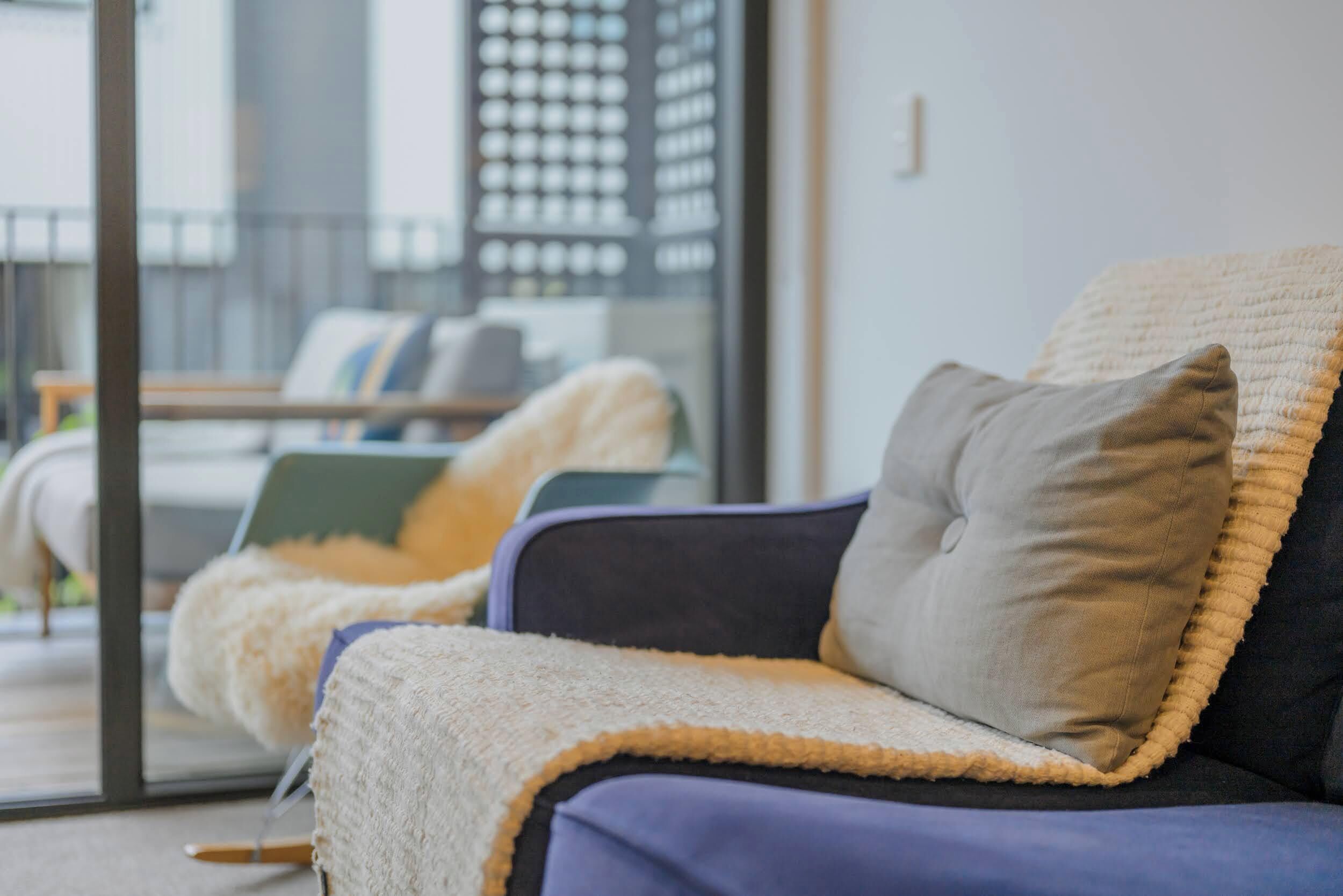 المنشأة من الداخل