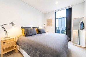 2 bedrooms, WiFi, bed sheets
