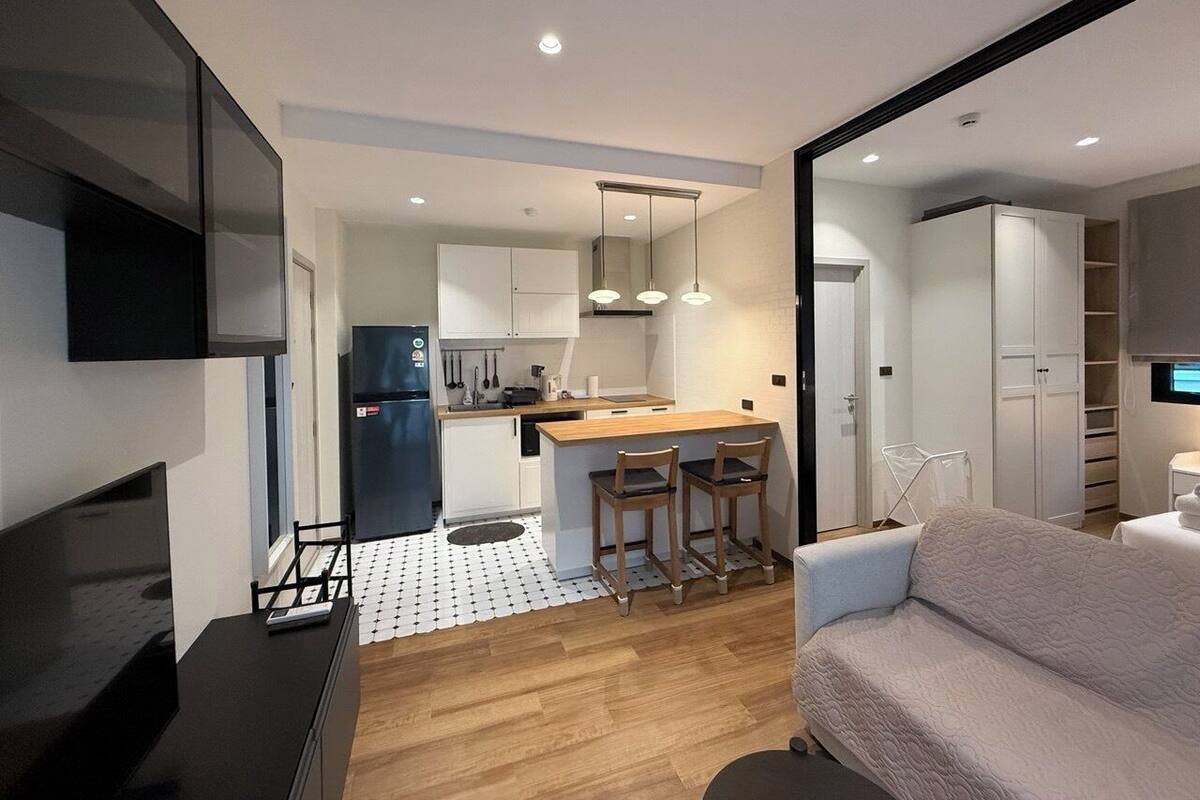 Apartment, Balcony, Mountain View | In-room safe, blackout drapes, soundproofing, iron/ironing board