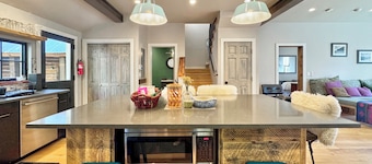 Charming Downtown Home – Walk to Elk Avenue, Shuttle & Nordic Trails