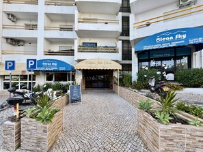 Exterior detail - ALBUFEIRA VINTAGE APARTMENT 2 WITH POOL by HOMING (Albufeira)