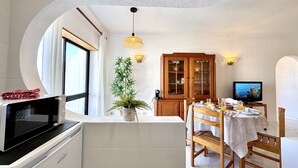 Unclassified image, 3 of 27, button - Albufeira Vintage Apartment 2 by Homing (Albufeira)