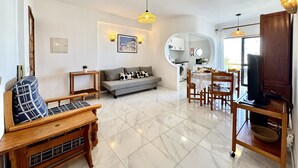 Unclassified image, 4 of 27, button - Albufeira Vintage Apartment 2 by Homing (Albufeira)