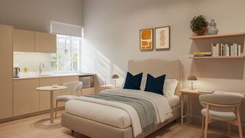 Studio | In-room safe, desk, laptop workspace, free WiFi