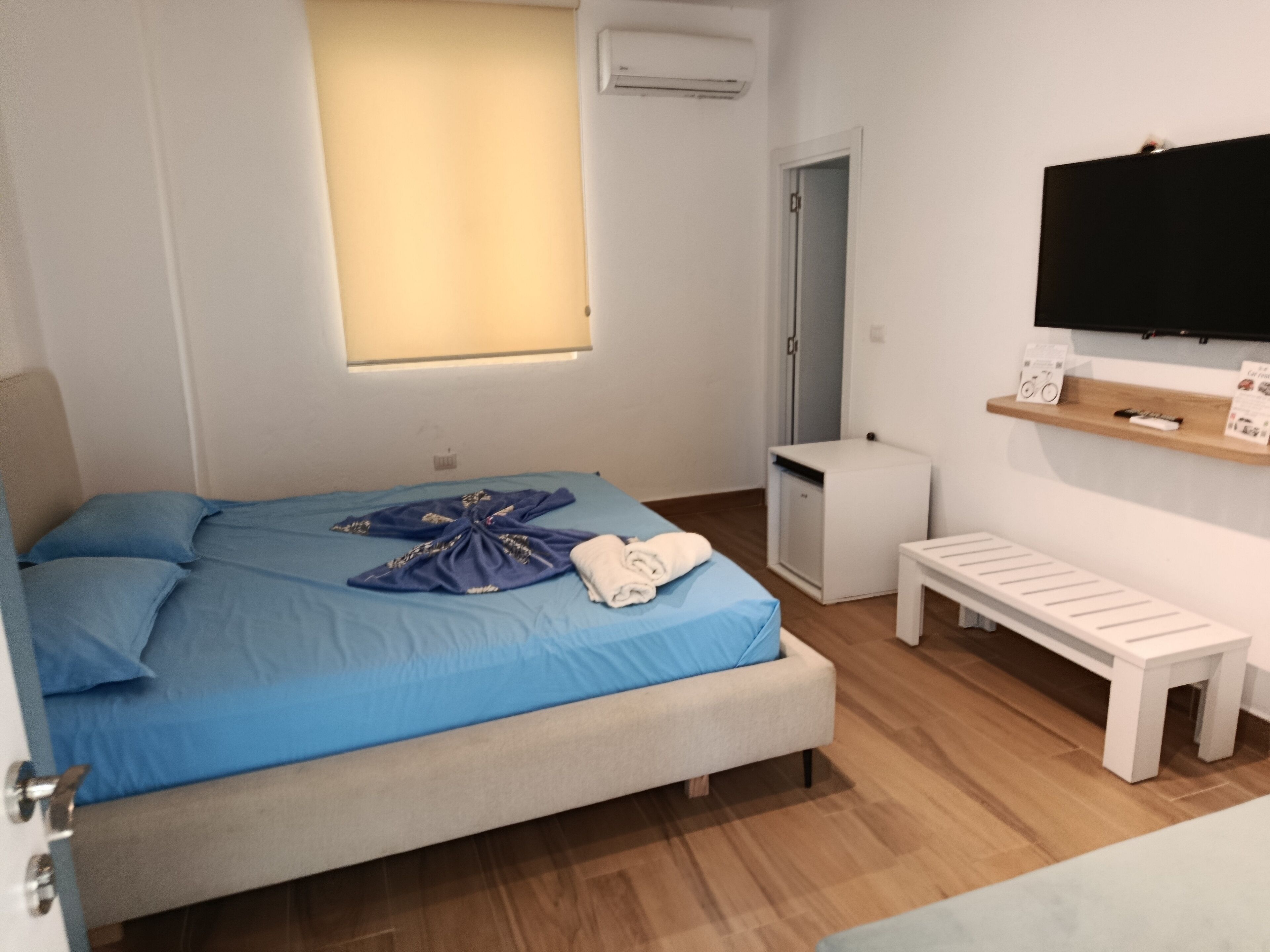 Deluxe Apartment | Free WiFi