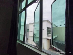 Habitación estándar con 1 cama doble o 2 individuales | Vistas desde la habitación