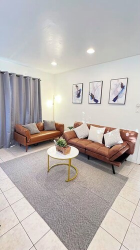 3-bedroom house in lovely San Leandro near downtown