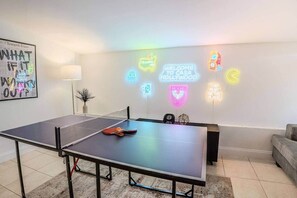Spielezimmer