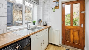 Room - Host Stay The Reading Room (Hexham)