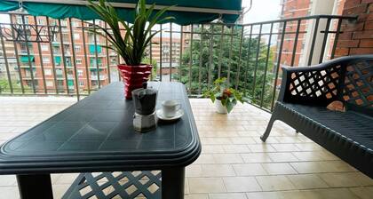 GuestHost - Comfortable Apt Borgo Vittoria Turin