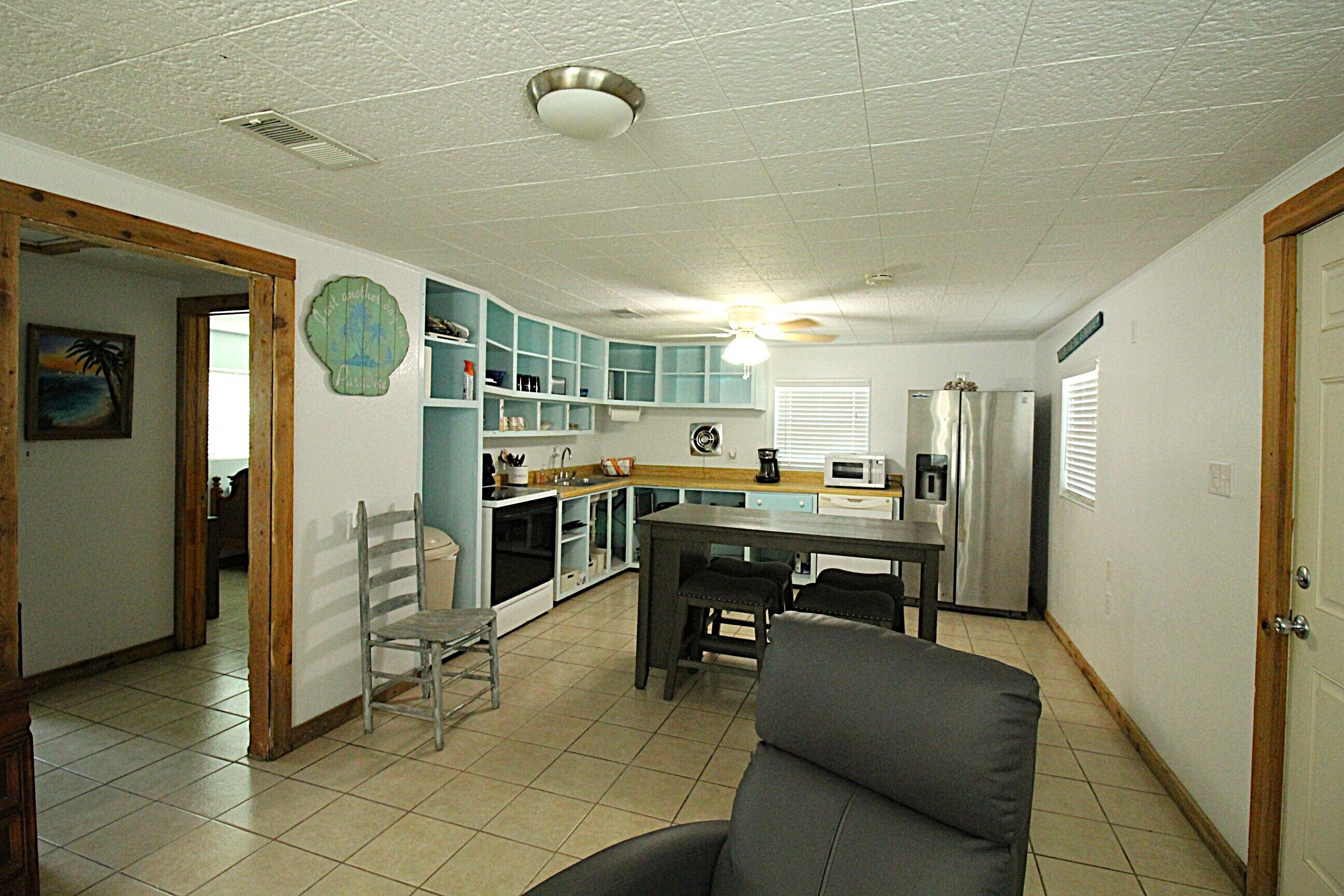 المنشأة من الداخل