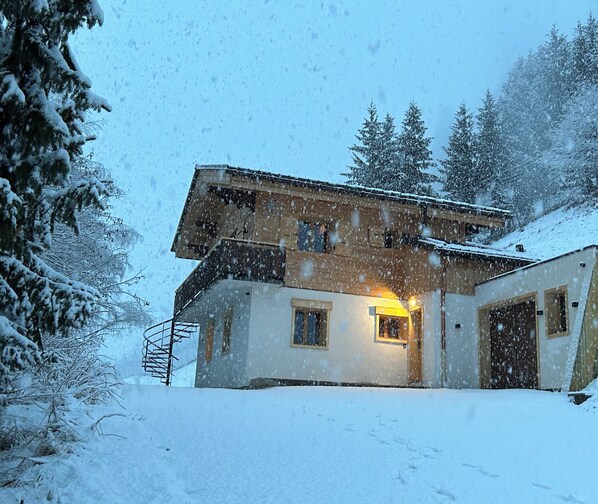 Exterior - Luxury chalet in Praz-sur-Arly - 4 bedrooms-8 pers- near village center (Praz-sur-Arly)