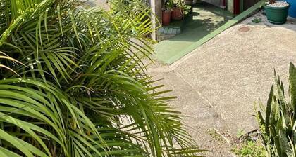 Room-hostal Nuevo Arenal Central Locat