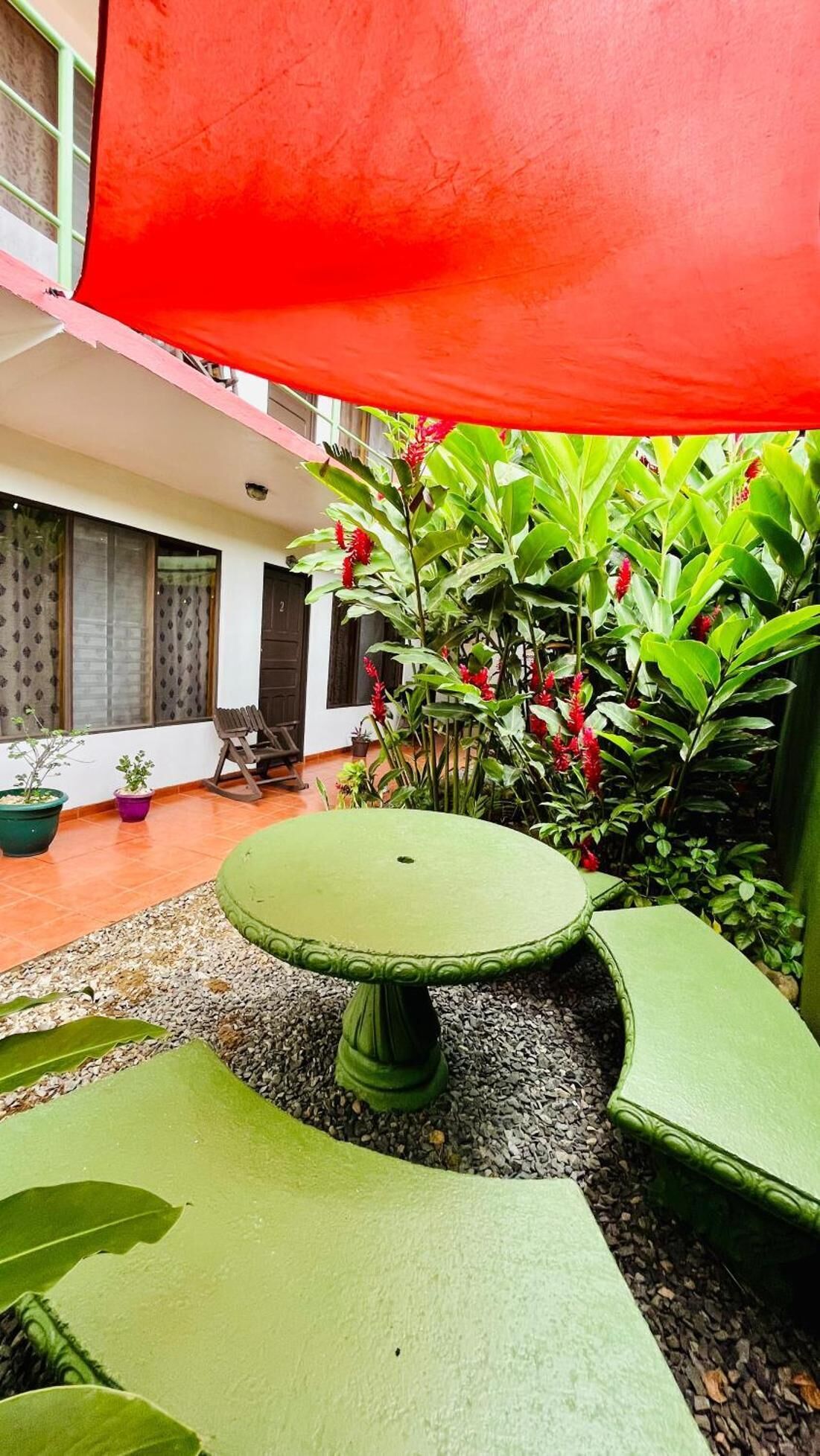 Chambre, plusieurs chambres, fumeurs, vue jardin | Terrasse/Patio