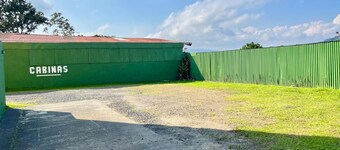 Room-hostal Nuevo Arenal Central Locat