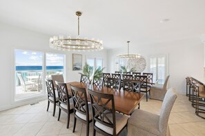 Dining - Newly Renovated! It's Abut Time-10 Bdrm, Gulf Front, Private Pool, Bch Chairs (Miramar Beach)