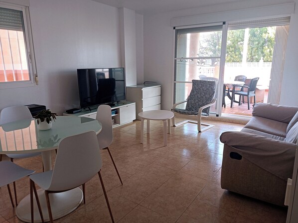 TV
