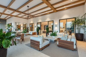 Villa | 6 bedrooms, Internet - Luxury Golffront Villa With Pool in Puntacana (Punta Cana)