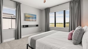 House | 15 bedrooms, Internet