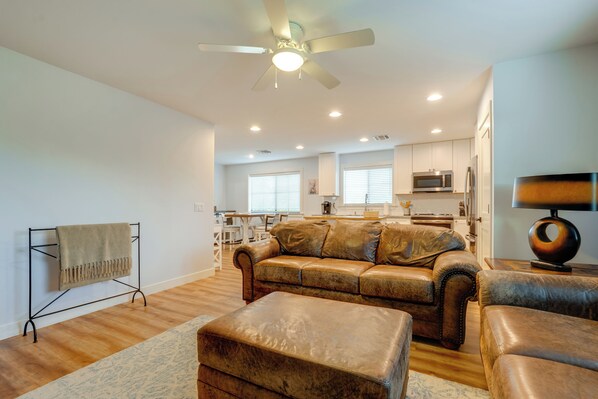 Apartment (1 Bedroom) | Front of property - Snowbird Haven! 8 Mi to ASU & Dtwn Tempe (Tempe)