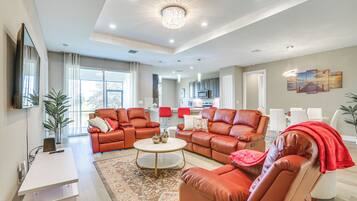 House (3 Bedrooms) | Front of property