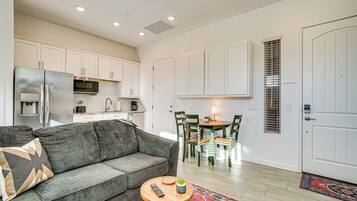 House (1 Bedroom) | Interior