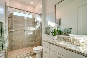 House (1 Bedroom) | Interior