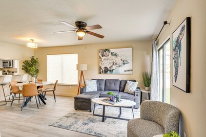 2 Mi to UF Campus: Modern Condo w/ Pool Access!