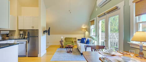 House (1 Bedroom) | Interior