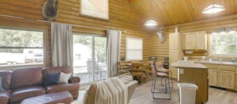 Waterfront Cabin w/ Bighorn Mountain Views!