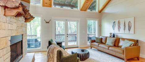 House (3 Bedrooms) | Front of property