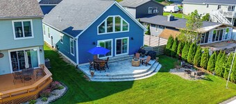 เก็ตอะเวย์สุดหรูบนทะเลสาบวาวาซี พร้อมท่าเรือส่วนตัว!