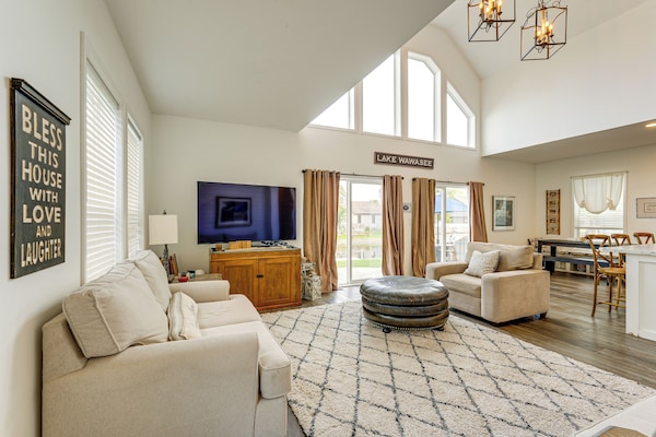 Private Dock! Lake Wawasee Family Getaway - Ligonier, IN