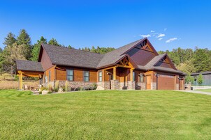 House (3 Bedrooms) | Front of property