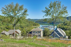 Interior - 'tookies Retreat' Walk to Mairina! Home w/ Hot Tub (Smithville)