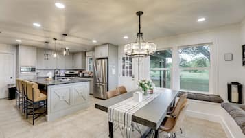 منزل (4 Bedrooms) | المنشأة من الداخل