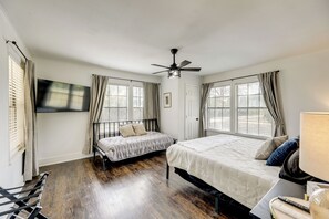 Talo (4 Bedrooms) | Sisätilat